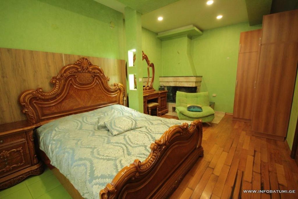 באטומי Hotel Black Sea House מראה חיצוני תמונה