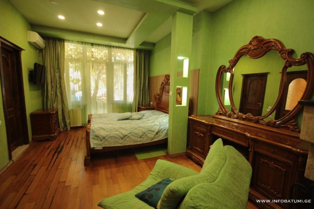 באטומי Hotel Black Sea House מראה חיצוני תמונה
