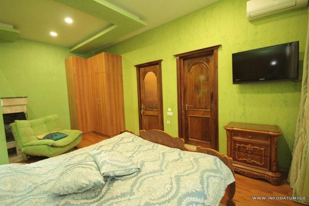 באטומי Hotel Black Sea House מראה חיצוני תמונה