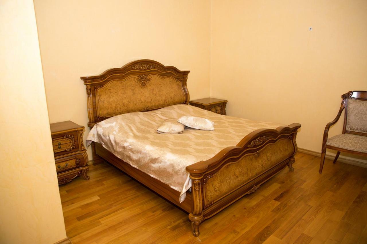 באטומי Hotel Black Sea House מראה חיצוני תמונה