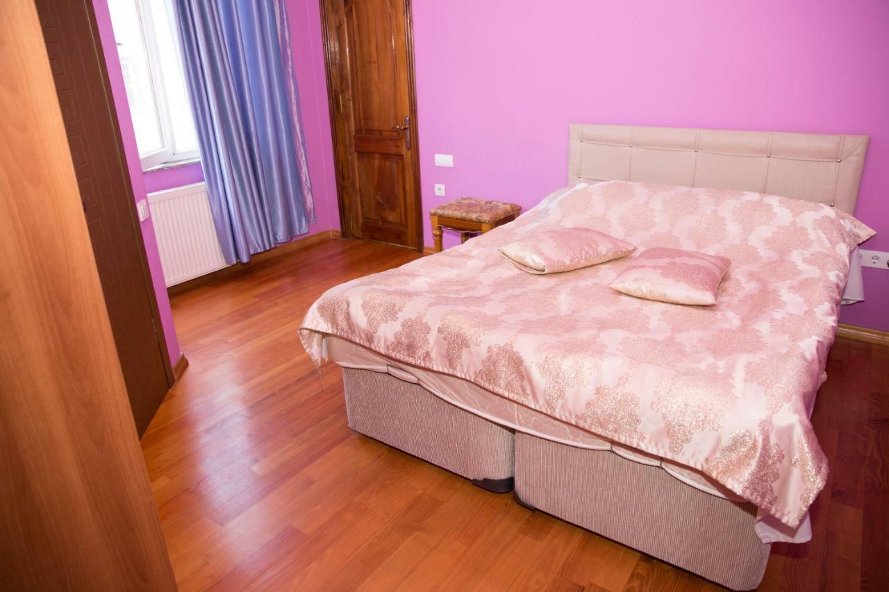 באטומי Hotel Black Sea House מראה חיצוני תמונה