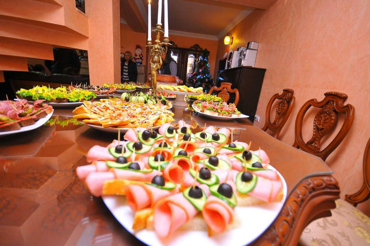 באטומי Hotel Black Sea House מראה חיצוני תמונה